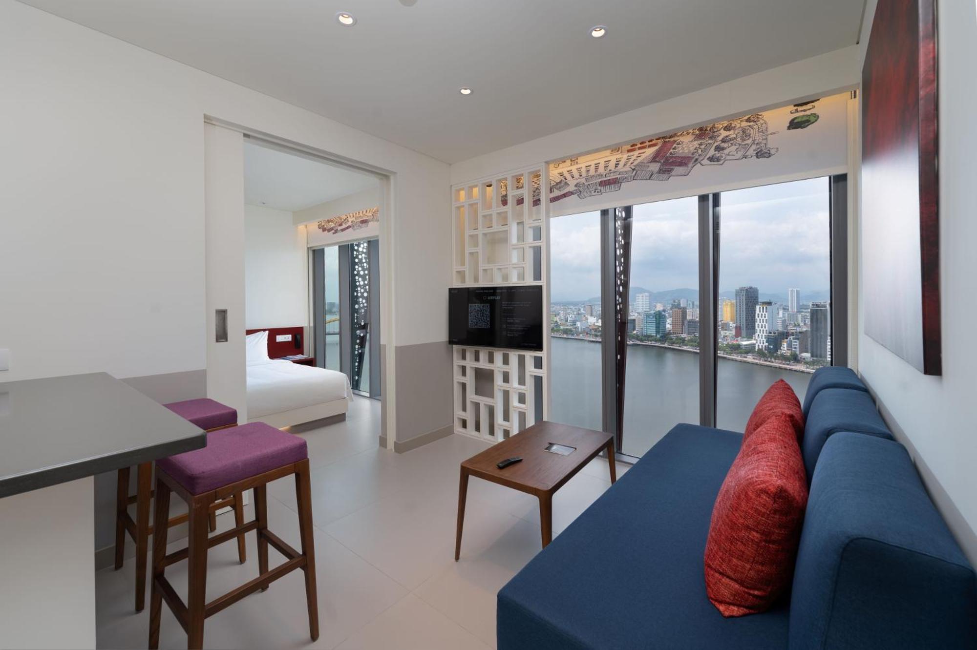 Wink Icon Hotel Danang Riverside - Luxury Suites - 24Hrs Stay & Rooftop Pool Bar Exteriér fotografie