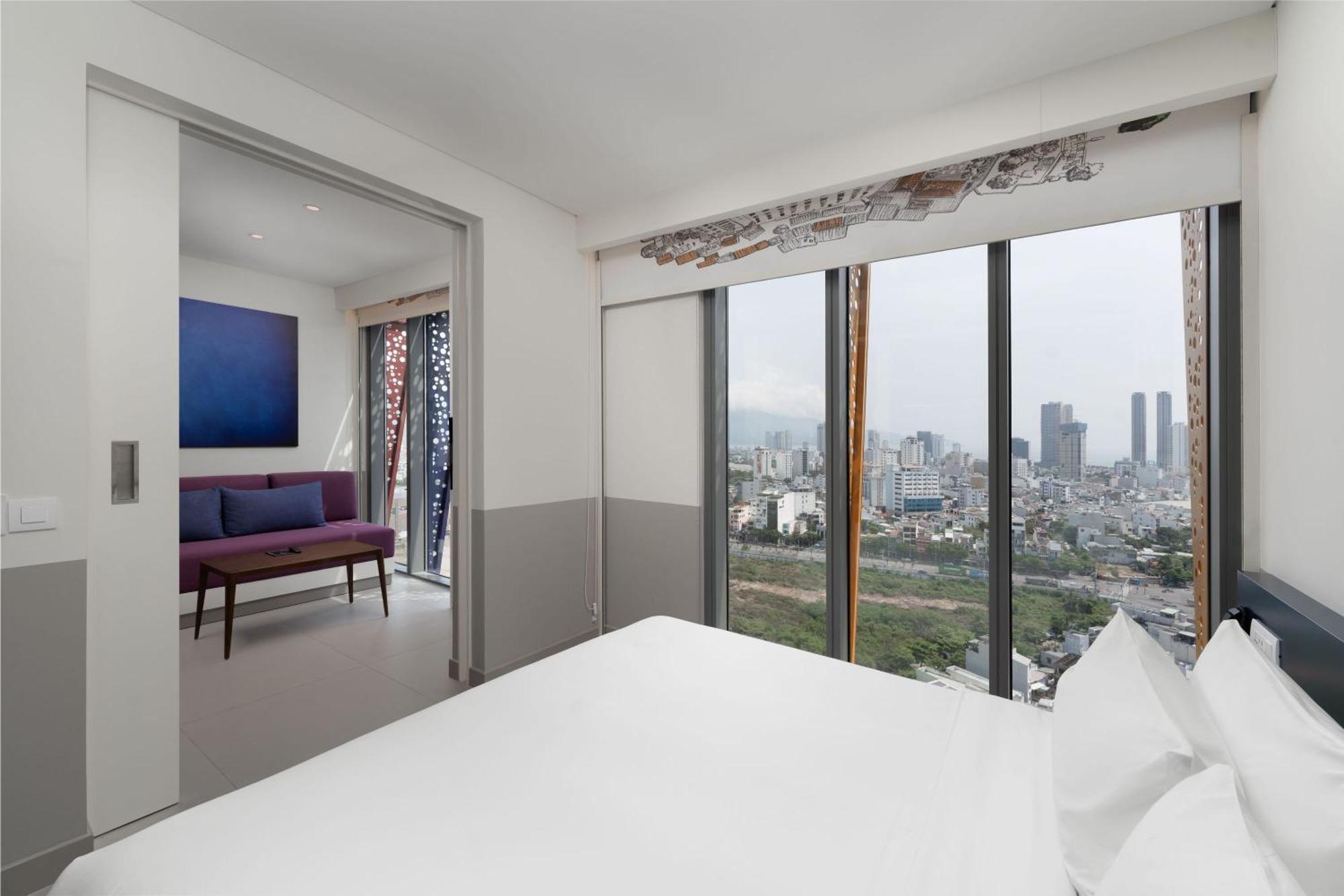 Wink Icon Hotel Danang Riverside - Luxury Suites - 24Hrs Stay & Rooftop Pool Bar Exteriér fotografie