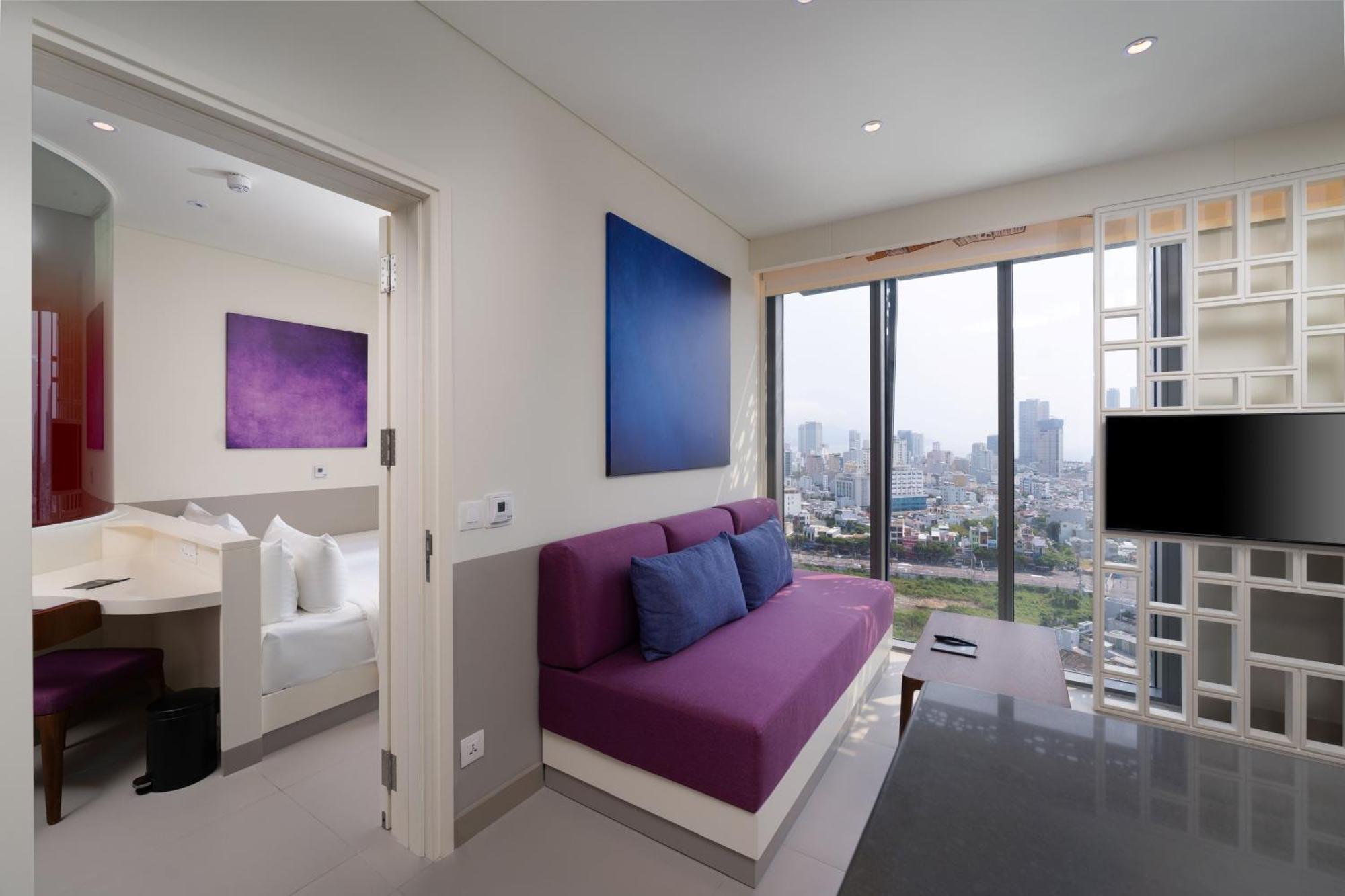 Wink Icon Hotel Danang Riverside - Luxury Suites - 24Hrs Stay & Rooftop Pool Bar Exteriér fotografie