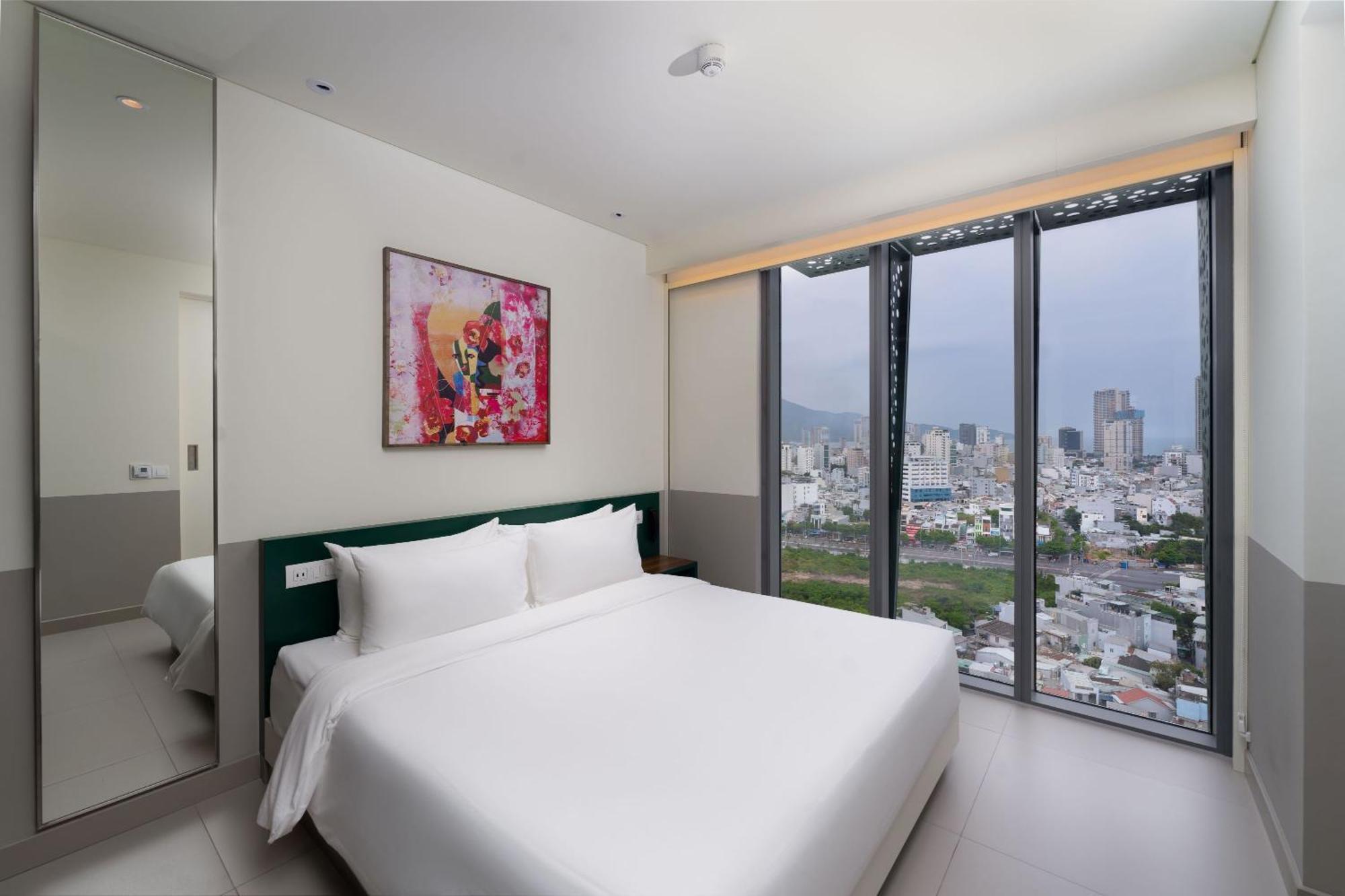 Wink Icon Hotel Danang Riverside - Luxury Suites - 24Hrs Stay & Rooftop Pool Bar Exteriér fotografie