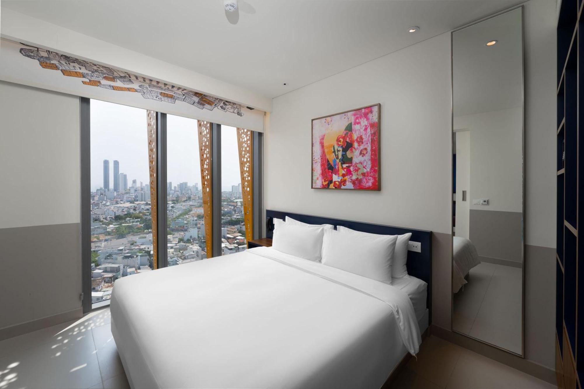 Wink Icon Hotel Danang Riverside - Luxury Suites - 24Hrs Stay & Rooftop Pool Bar Exteriér fotografie