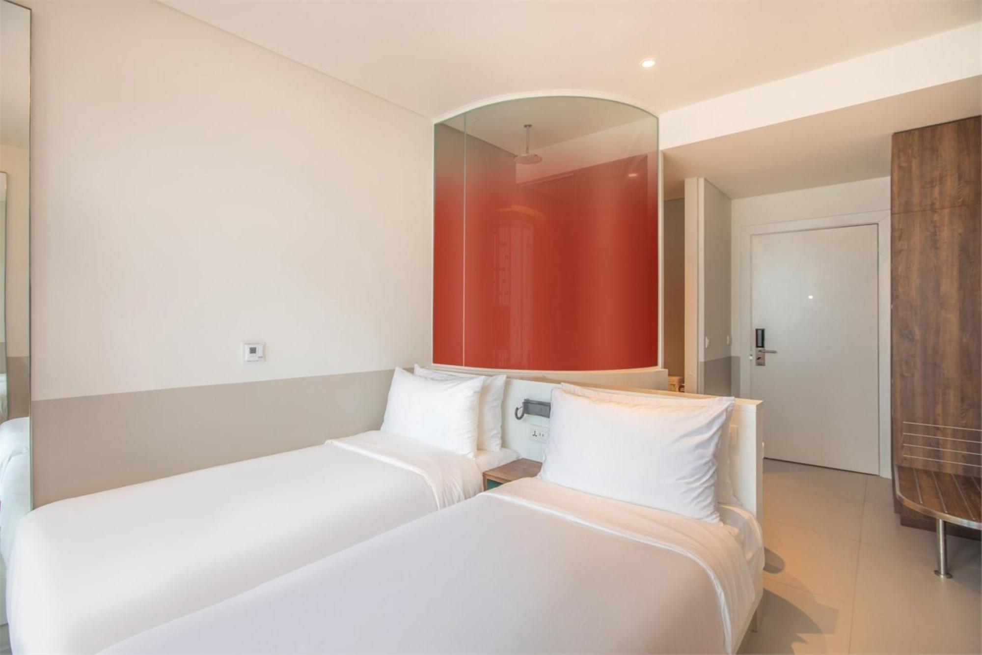 Wink Icon Hotel Danang Riverside - Luxury Suites - 24Hrs Stay & Rooftop Pool Bar Exteriér fotografie